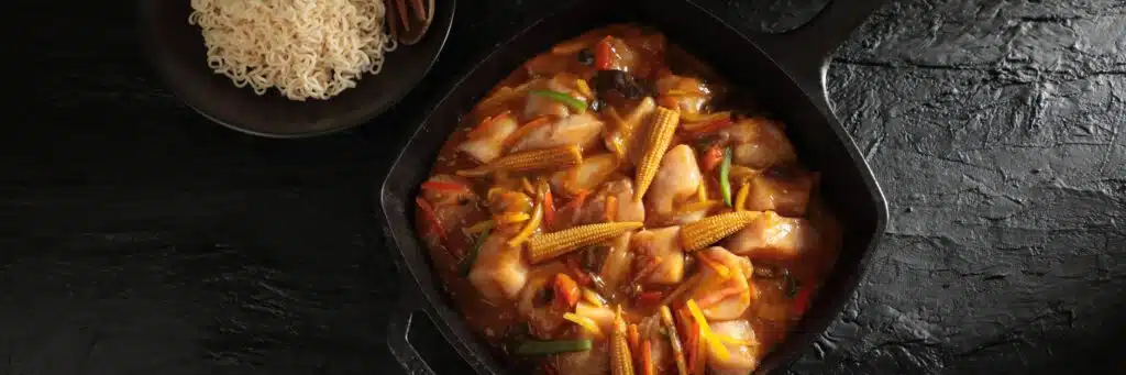 Στήθος κοτόπουλου stir fry με σάλτσα Πεκίνου