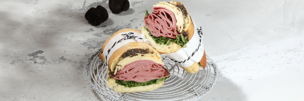 Ciabatta με παστράμι πάστα τρούφας