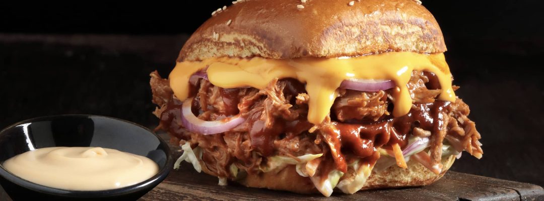 Pulled Pork Smokey Burger