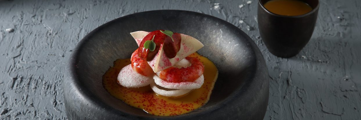 ΑΡΩΜΑΤΙΚΗ ΣΟΥΠΑ ΚΟΛΟΚΥΘΑΣ ΜΕ ΓΑΡΙΔΕΣ ΚΑΙ ΑΦΡΟ ΜΑΥΡΟΥ ΣΚΟΡΔΟΥ 1