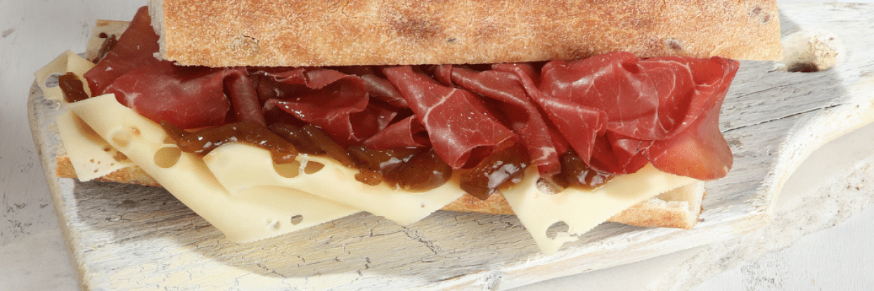 Μπαγκέτα με bresaola Pita Sandwich Cream