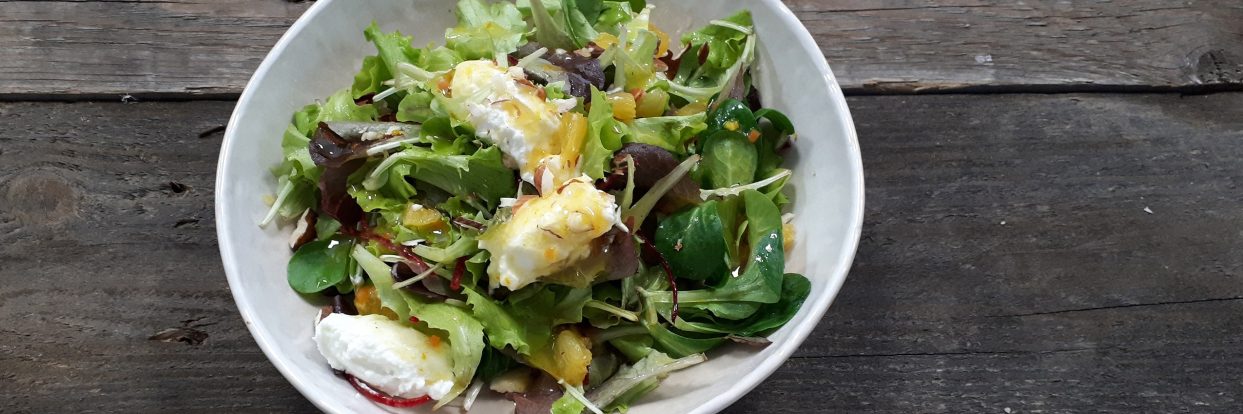 Σαλάτα με dressing Orange Twist